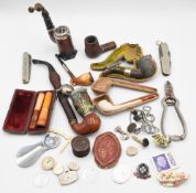 Quantity of Collectables to include German Allwetter Smoking pipe, 2 other pipes, 2 Clay pipes (