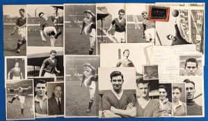 Collection of Manchester United b&w photographs (c1957) featuring players to include Roger Byrne,