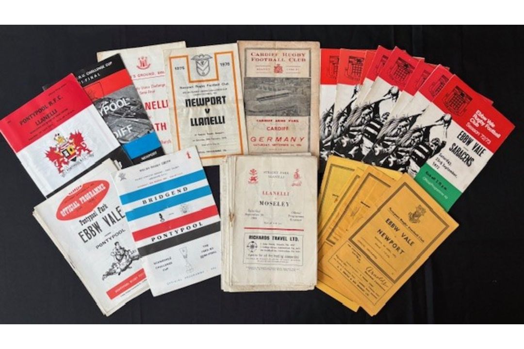 1950s-90s Good Selection of Welsh Club inc Cup Rugby Programmes (41): Varied hosts, but noted inc