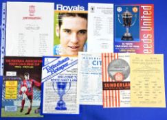 Manchester United FA Youth Cup away programmes 1958/59 Wolves (tc), 1960/61 Sunderland (2nd