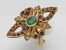 A modern 18ct gold ring set emerald, diamond, ruby and sapphire, approx 8.3g, size L.