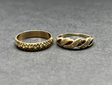 Two 9ct yellow gold rings, approx 4.27g.
