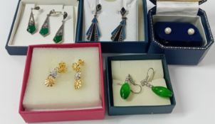 A pair of 18ct yellow and white gold 'Flower' style earrings, approx 3.91g together with three other