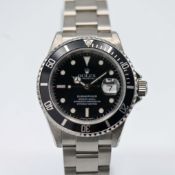 Rolex, a gents 2001 Oyster Perpetual Date Submariner wristwatch in steel, flip lock Oyster bracelet,