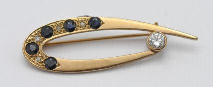 A 9ct yellow gold sapphire and diamond brooch, approx 4g.