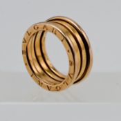 Bvlgari, an 18ct gold ring, marked 54, 2337AL, size M/N, approx 9.20g.