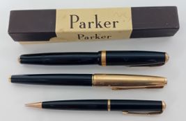 A boxed Parker 'Vacumatic', with a 14k nib, together with another Parker fountain pen, and a