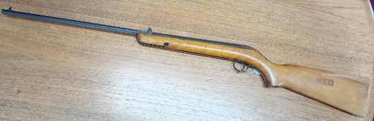 B.S.A. 4.5mm/.177 Break Action B.S.A. Cadet Major air rifle. Purchaser must be over the age of 18