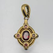 A garnet set pendant, set in 9ct gold, total weight approx 6.7g.
