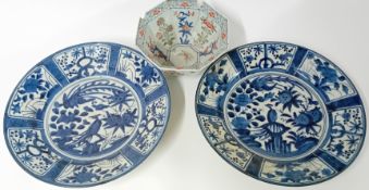 A pair of Japanese Arita blue and white ‘Kraak’ style chargers, 17th century, each freely painted in