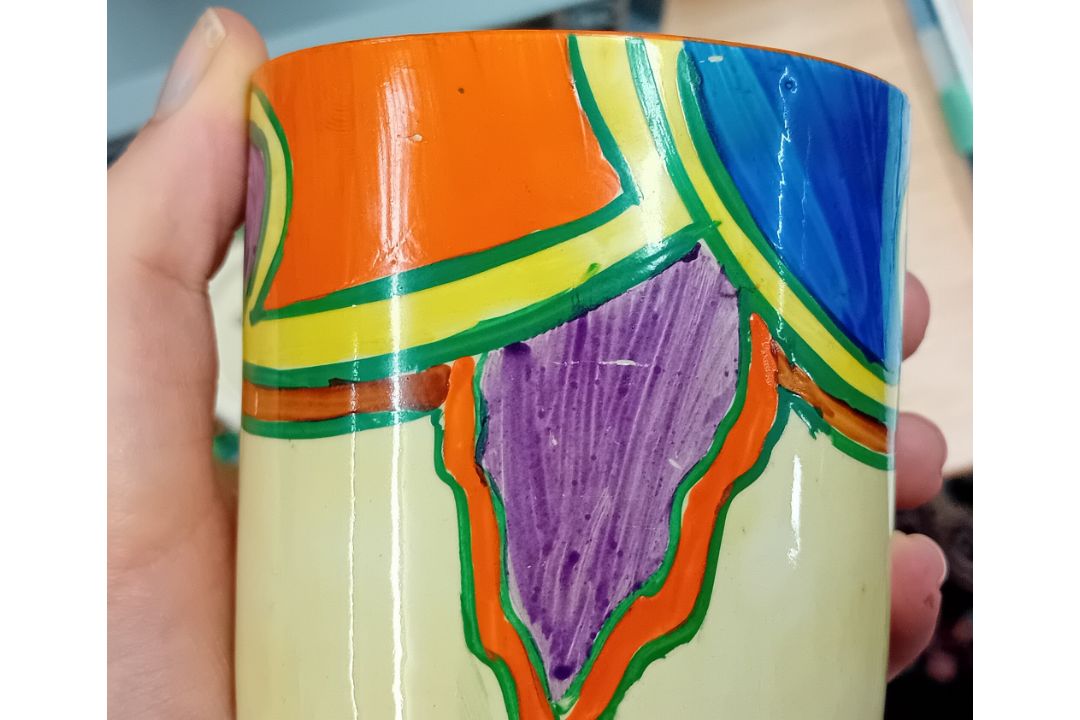 A Clarice Cliff 'Gardenia' preserve pot, together with a 'Ravel' pattern egg cup, a 'Secrets' - Image 2 of 5
