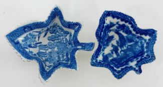 Two 18th century porcelain pickle dishes, possibly First Period Worcester, in the form of Sycamore