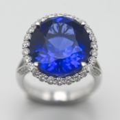 An impressive diamond and tanzanite set ring, set in 18ct white gold, approx 13.61ct, size M/N.