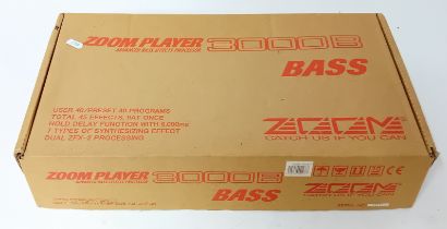 A Zoom Player 3000B Advanced Bass Effects Processor S/N 005022.