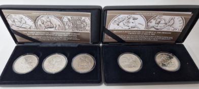 Five commemorative crown coins, three of silver, to include two George V silver jubilee, George VI