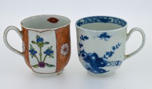 Two Worcester tea cups, to include one of blue and white floral decoration, the other with painted