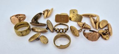 A mixed collection of 9ct gold including rings, cufflinks etc approx 39.1g together with a pair of