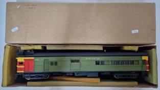 Burlington, a boxed O gauge carriage 443.