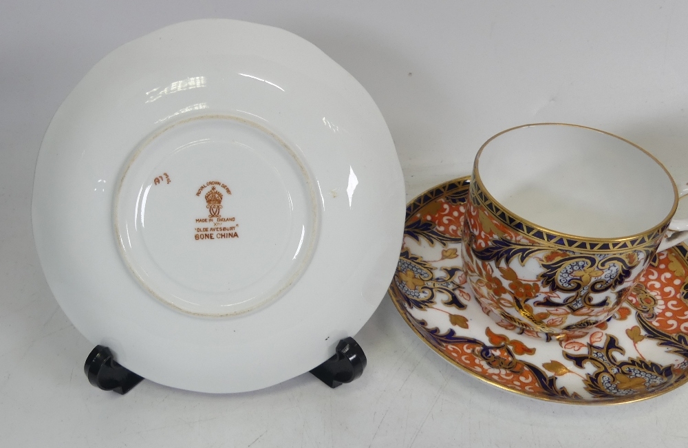 Royal Crown Derby, Imari Pattern No. 1 Cups and Saucers together with two Olde Avesbury Saucers. - Image 2 of 2
