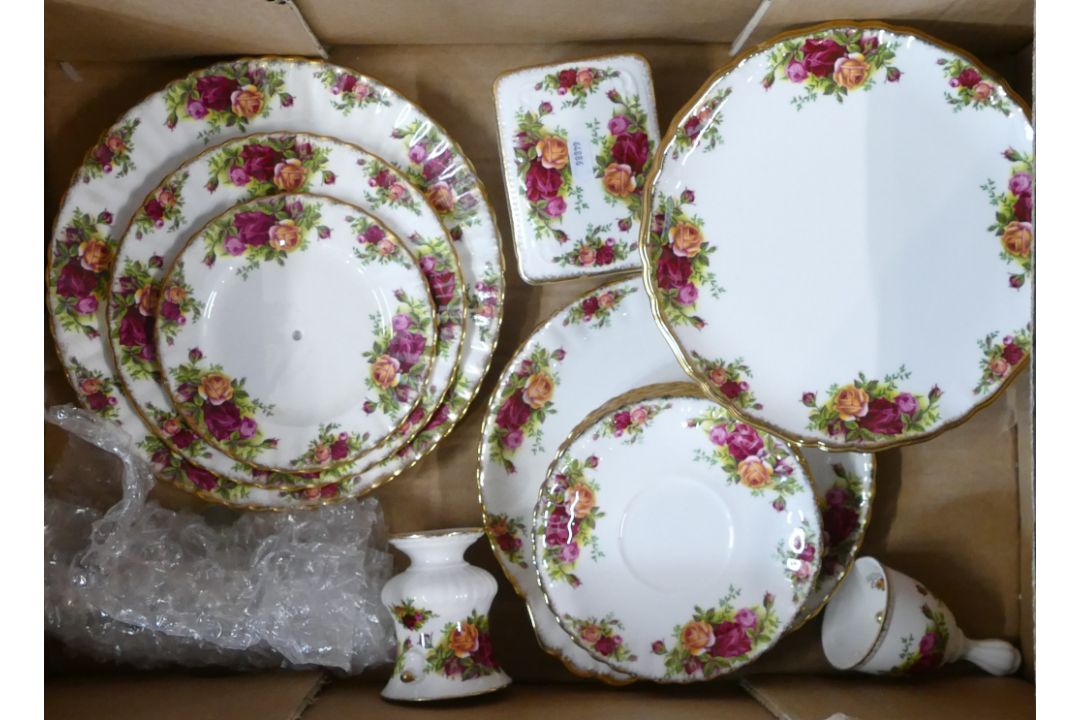 Royal Albert, large collection of Old Country Roses tea ware includes oval serving platters, two - Image 5 of 5