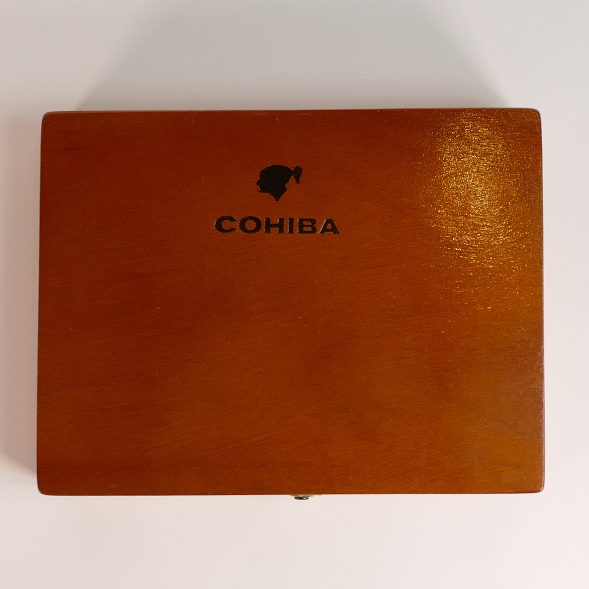 CIGARS, One box containing 25 x COHIBA ESPLENDIDOS Churchill Vitola (47 ring gauge x 178mm length) - Image 2 of 4