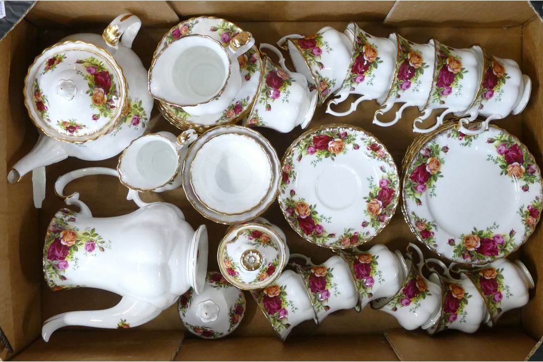 Royal Albert, large collection of Old Country Roses tea ware includes oval serving platters, two - Image 4 of 5