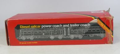 Hornby OO gauge R157-9301 Diesel railcar power coach and trailer coach. Untested but in original