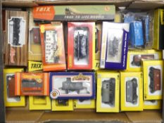 Collection of OO gauge boxed freight wagons, vans and tankers from Bachmann, Hornby, Liliput,