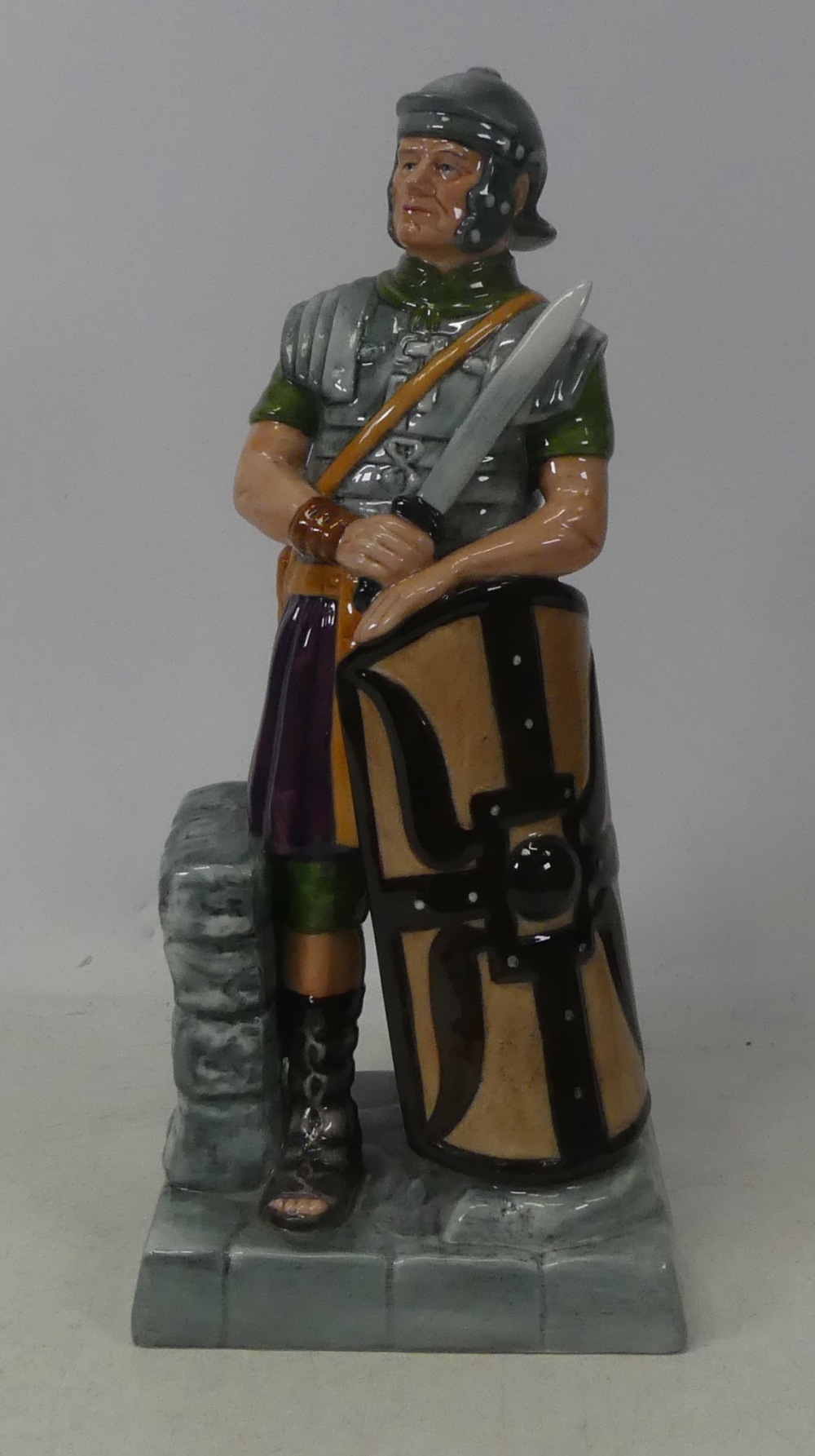 Royal Doulton character figure The Centurion HN2726, H:25cm - Image 3 of 3