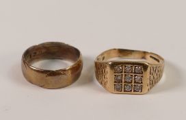 9ct gold wedding ring and 9ct gold cluster ring, 6.9g. (2)
