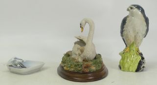 Mixed selection of ceramic animals to include Royal Doulton Merlin Whyte & Mackay decanter,