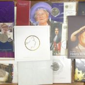 20 X UK commemorative £5 coins in display packs / boxes