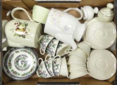 Swarovski Seahorses (885589) retired 2014, Clear seahorses in an aqua coloured seaweed, H:7m.