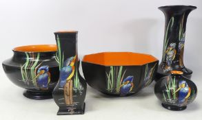 Shelley, Five Kingfisher pattern 8656 items black and orange. Inlcudes bowl, vases and planter (5)
