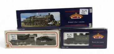 Three Bachmann OO/HO gauge locomotives to include 32-127 45XX Tank 4550 GWR green, 41-505-02 USRA