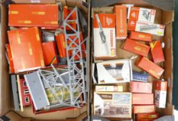 A collection of HO gauge rail accessories from Hornby Railways, Tri-and and Fleischmann to include