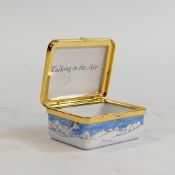 Border Fine Arts Studio Enamels A3996 Raymond Briggs The Snowman ‘Walking in the air’ miniature