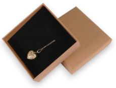 9ct gold heart pendant and chain, 1.9g.