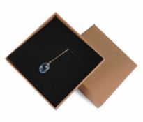 9ct gold pendant set with white coloured stone and 9ct gold chain, 1.7g.