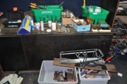 FIVE TRAY CONTAINING WOODWORKING AND A LATHE TOOLS including a tray of pen blanks, chucks, hole