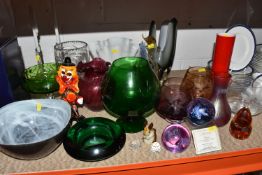 A GROUP OF ASSORTED DECORATIVE GLASS ITEMS to include three paperweights comprising a Wedgwood '