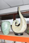 TWO MODERN DECORATIVE ITEMS, comprising a curved mosaic sculpture, approximate height 75cm