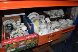 THREE BOXES AND LOOSE CERAMICS AND DINNERWARE, comprising a large quantity of Johnson Brothers '