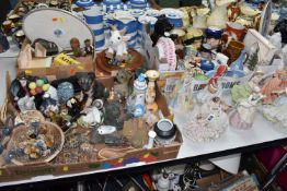 THREE BOXES AND LOOSE ORNAMENTS AND CERAMICS, to include a boxed Spode 'Christmas tree' plate, a
