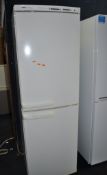A BOSCH KGU31123GB FRIDGE FREEZER width 60cm, depth 60cm, height 185cm (PAT pass and working at 3