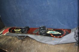 A HOOGER BOOGER WARP 154 SNOWBOARD IN SOFT CASE