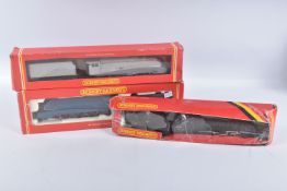 THREE BOXED HORNBY RAILWAYS OO GAUGE A4 CLASS LOCOMOTIVES, 'Silver Fox' No.2512, L.N.E.R. grey