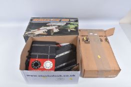 A BOXED SCALEXTRIC 100 MOTOR RACING SET, No.C547, contents not checked but appears largely