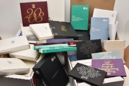 FIVE PARCEL BOXES CONTAINING ROYAL MINT YEAR COIN SETS, 1971-1992 Proofs From 1970, 71-1999 (some