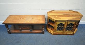 AN OLD CHARM OAK COFFEE TABLE, with a single linenfold door, length 123cm x depth 52cm x height